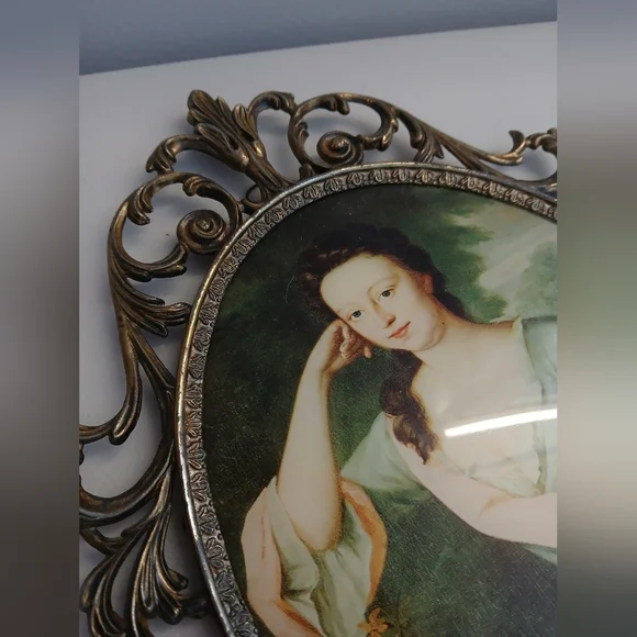 Large Bubble Glass Vintage Victorian Lady Wall Hanging Decor